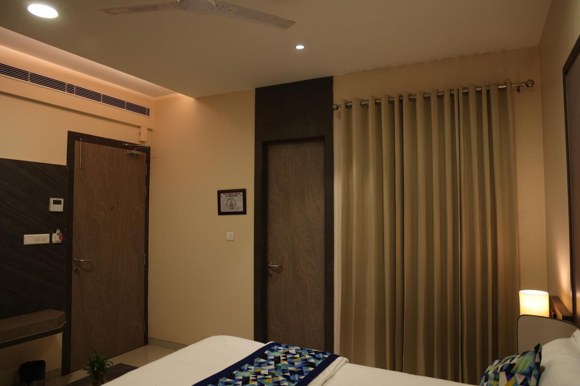 Hotel Pinaka Inn Lucknow Exterior photo