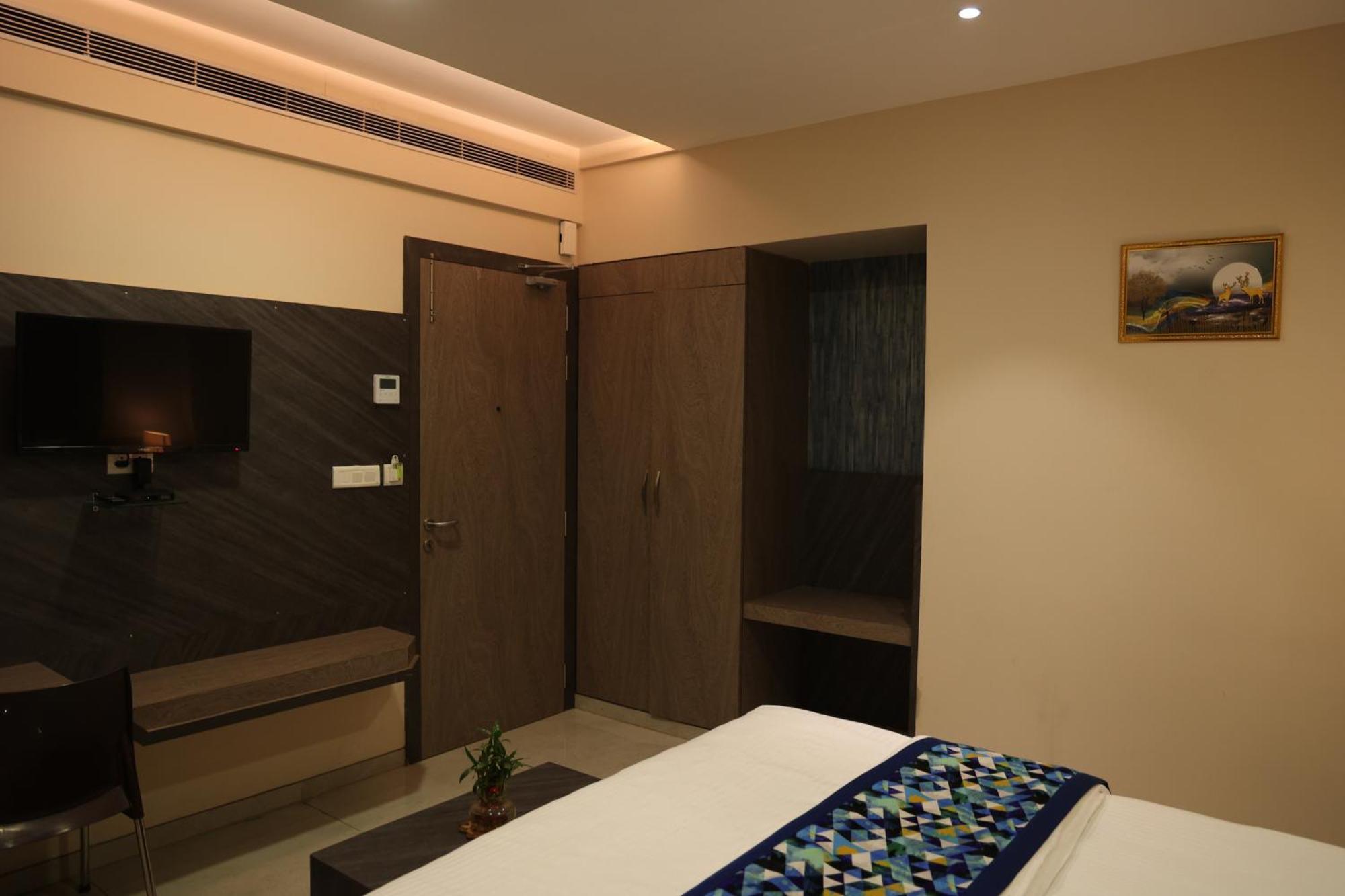 Hotel Pinaka Inn Lucknow Exterior photo